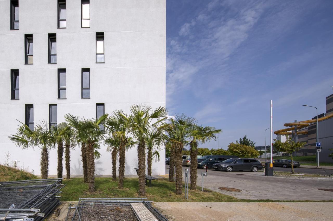 Urban Jungle Apartments By Reside Baltic VNO Esterno foto